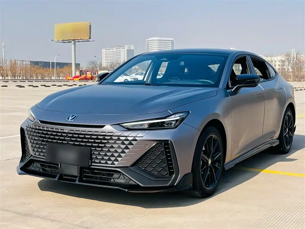 Changan UNI-V 2022