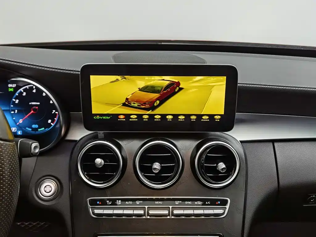 Mercedes-Benz C-Class — миниатюра 12