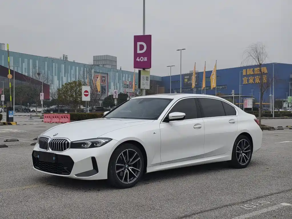 BMW 3 Series 2023