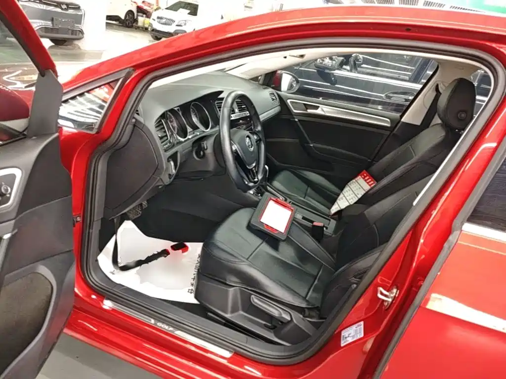 Volkswagen Golf — миниатюра 16