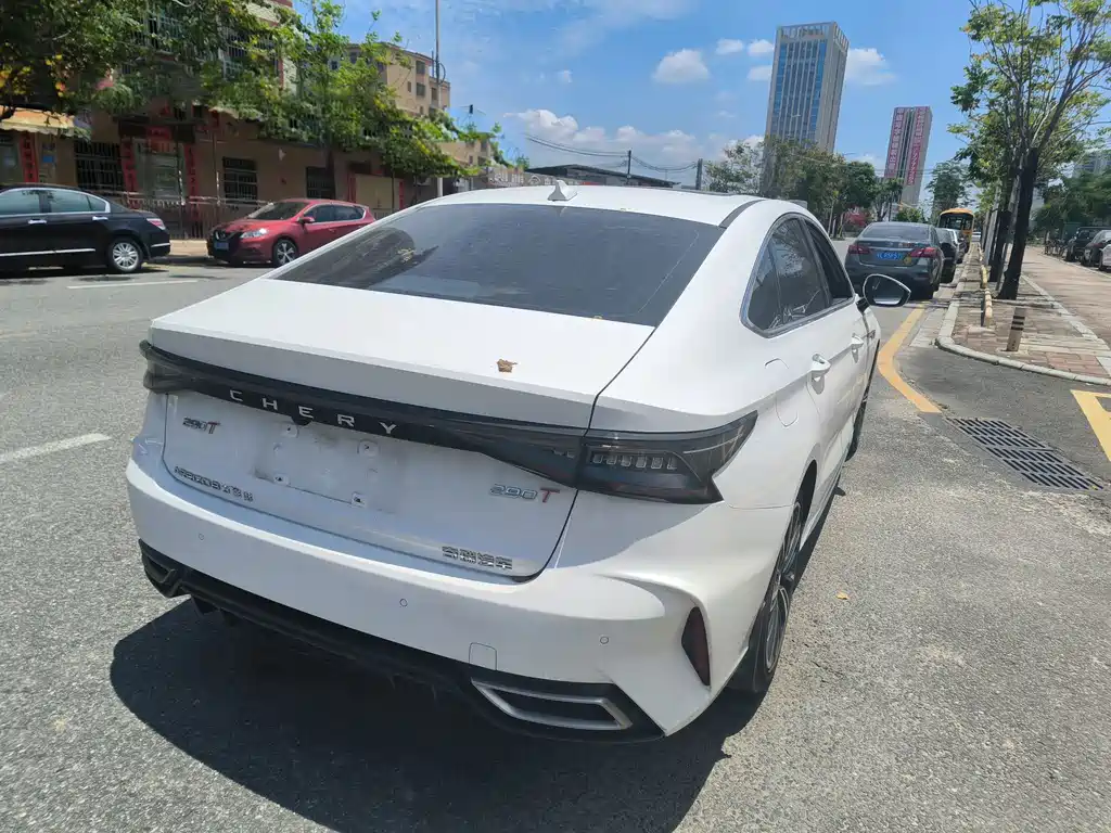 Chery Arrizo 8 — миниатюра 15