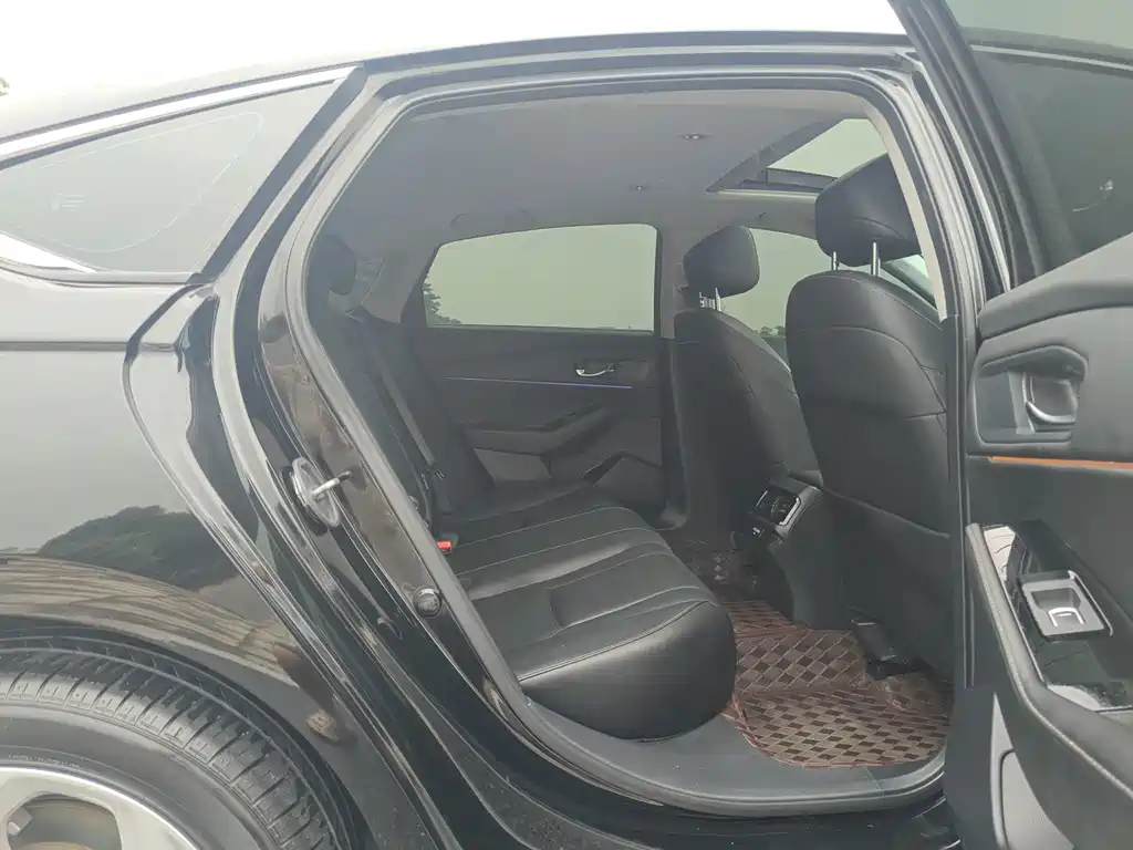 Honda Accord — миниатюра 8