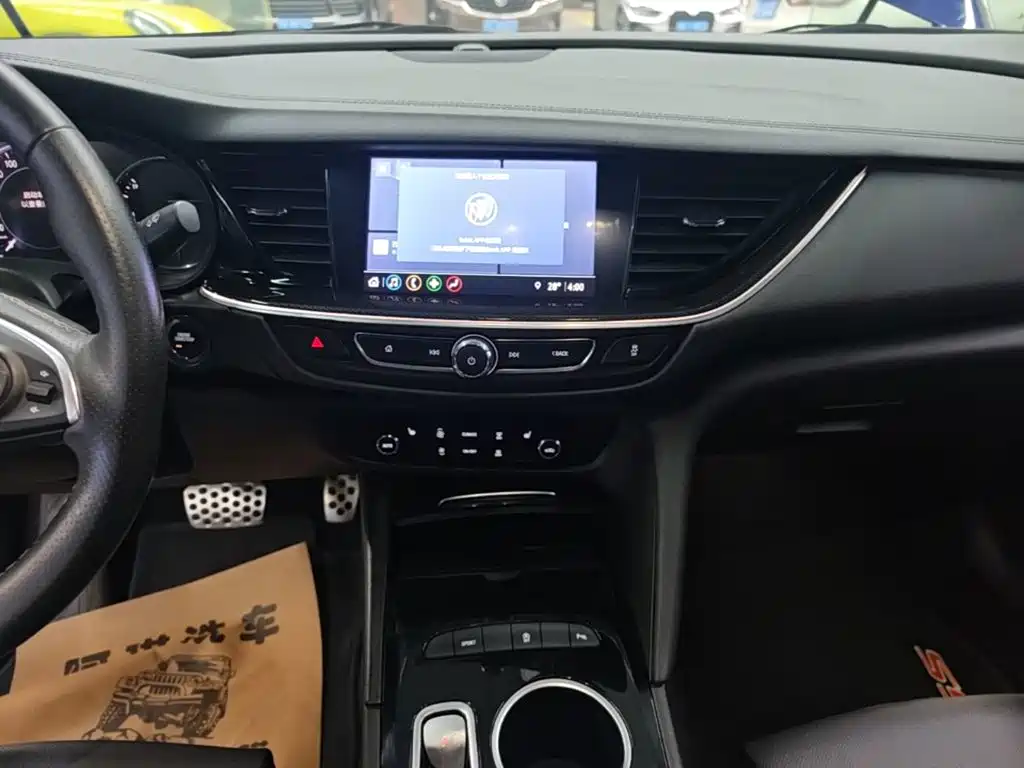 Buick Regal — миниатюра 13
