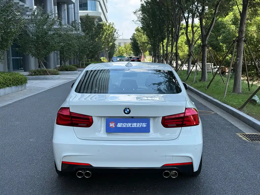 BMW 3 Series — миниатюра 18