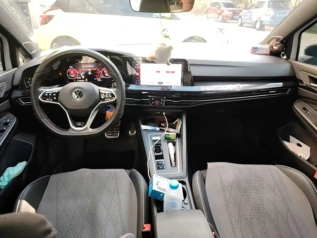 Volkswagen Golf — миниатюра 10