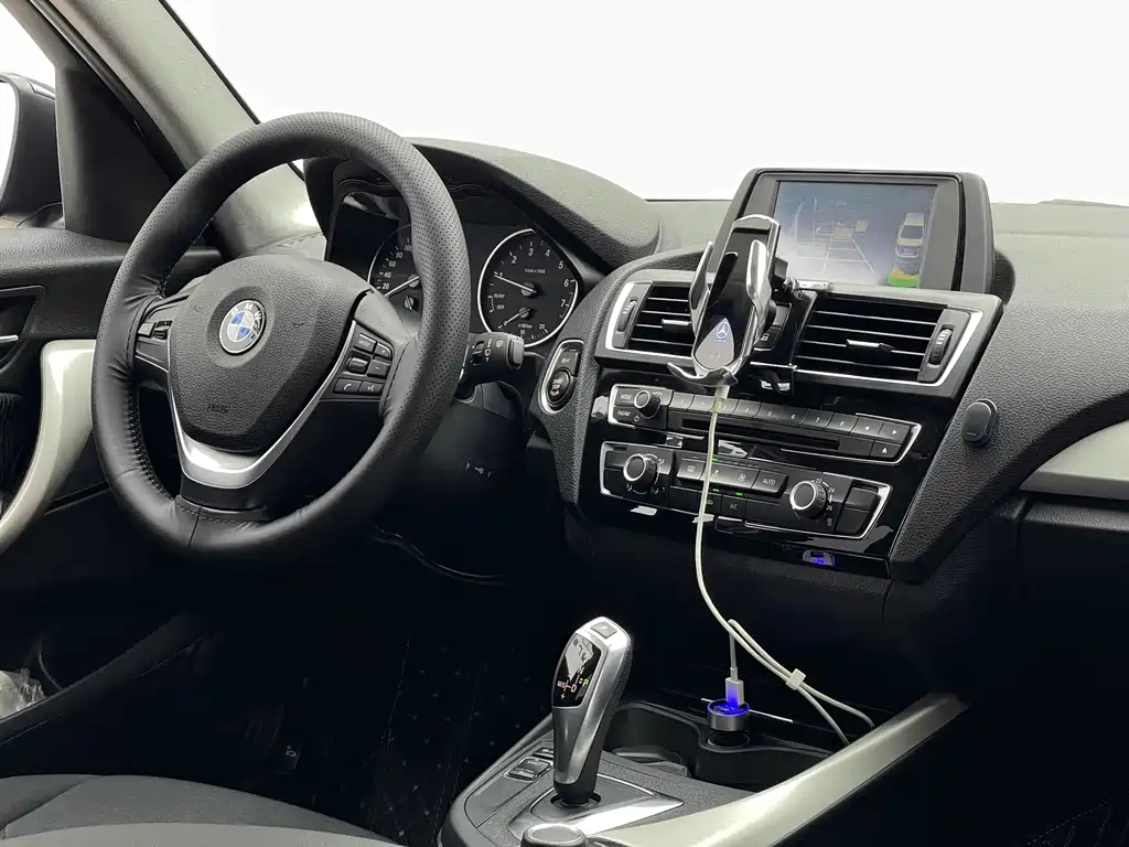 BMW 1 Series (Import) — миниатюра 11