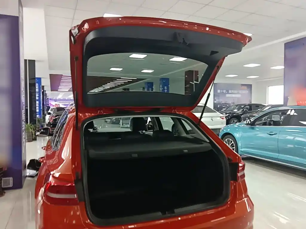 Volkswagen Lavida — миниатюра 19