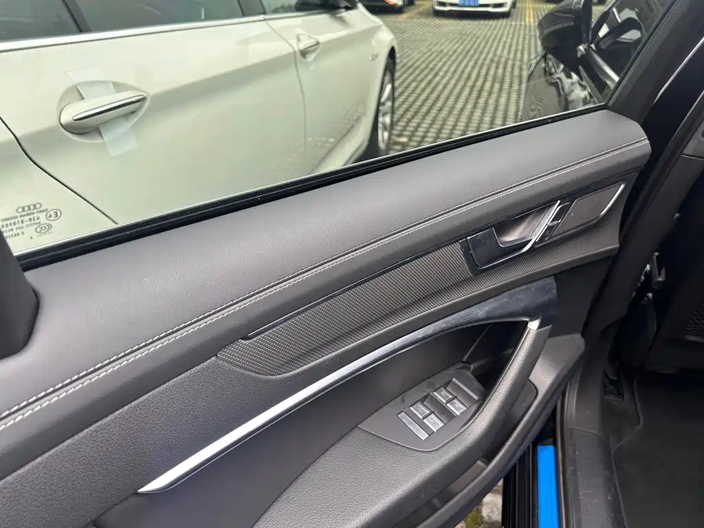 Audi A6L — миниатюра 16