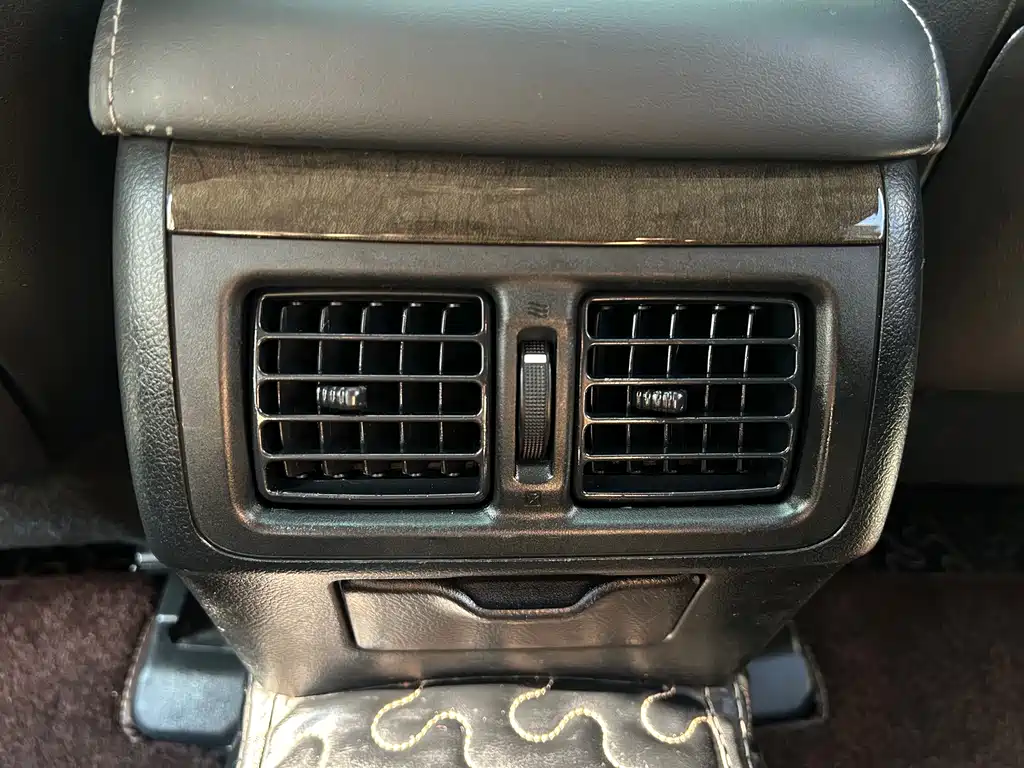 Toyota Reiz — миниатюра 11