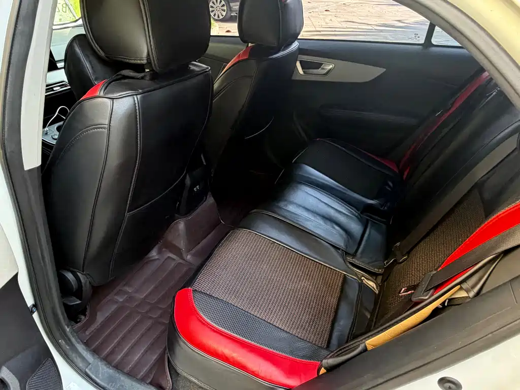 BYD Qin NEV — миниатюра 6
