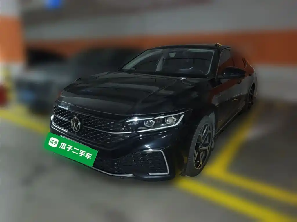 Volkswagen Passat 2022