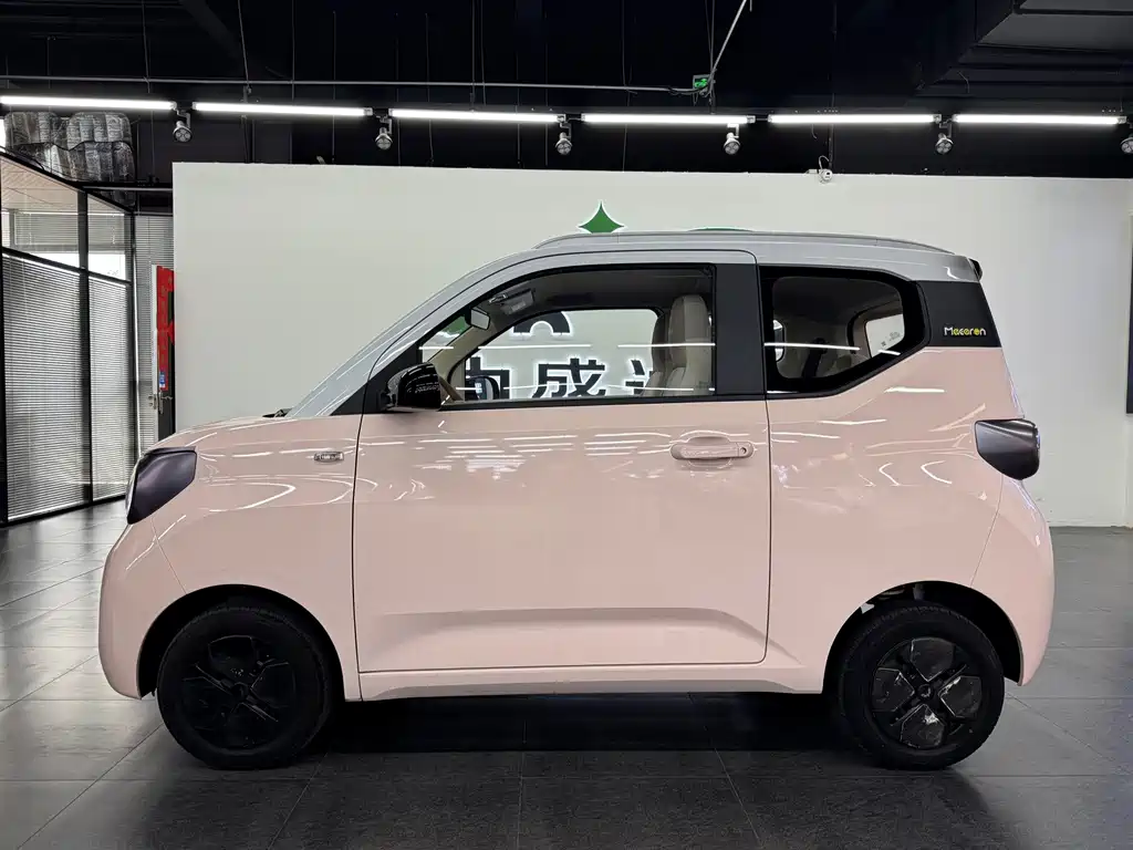 Wuling MINIEV — миниатюра 3