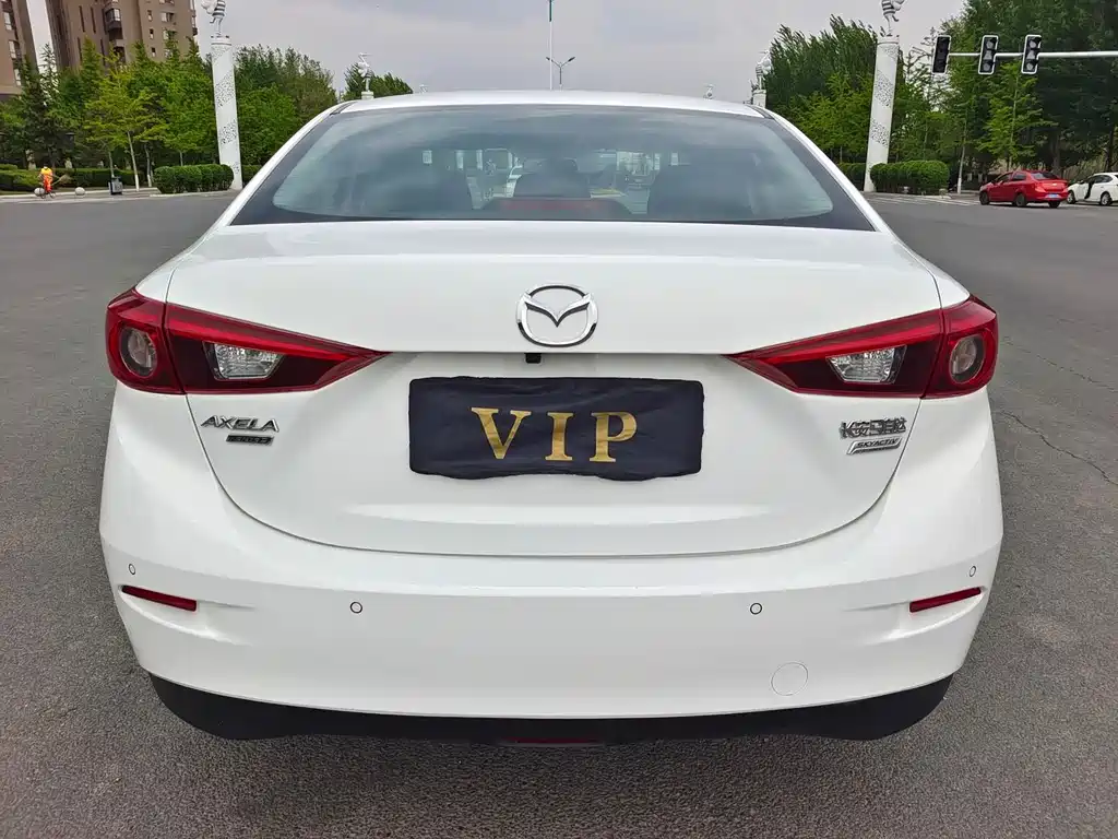 Mazda 3 Axela — миниатюра 8