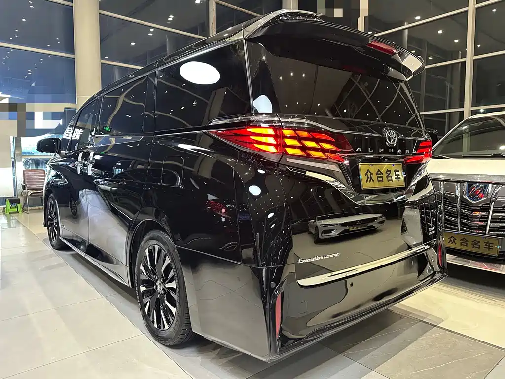 Toyota Alphard Hybrid 2.5L Premium Enjoy Edition, фото 4
