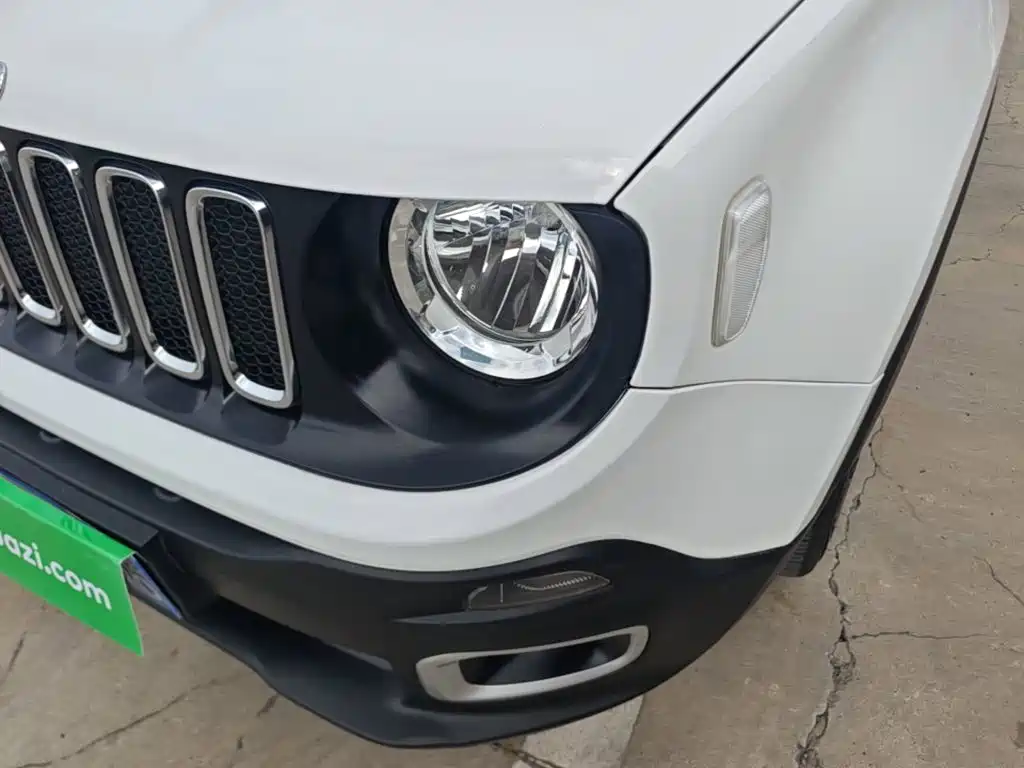 Jeep Renegade — миниатюра 24