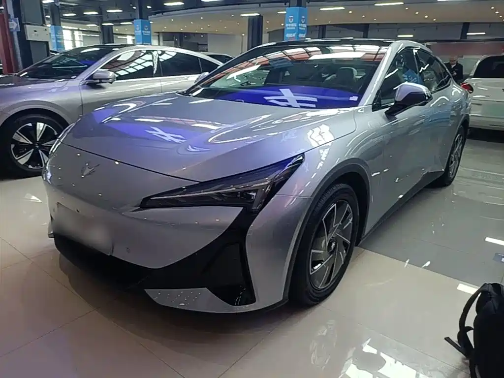 Arcfox Alpha S5 2025