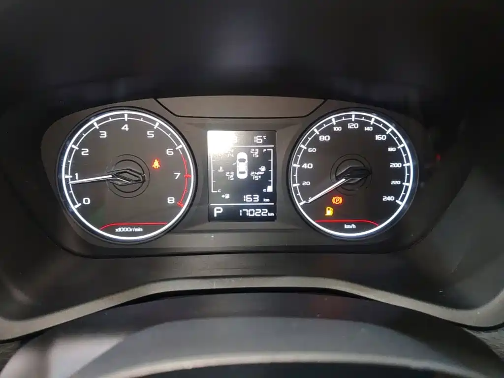Geely Emgrand — миниатюра 12