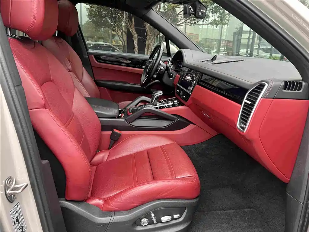 Porsche Cayenne Hybrid — миниатюра 9