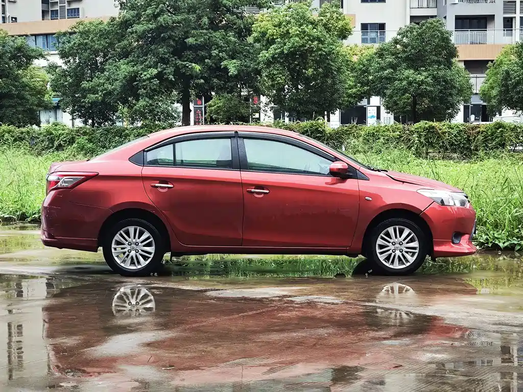 Toyota Vios — миниатюра 6