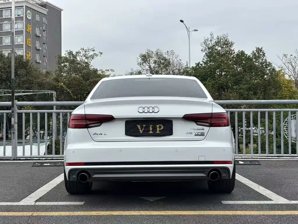 Audi A4L — миниатюра 8