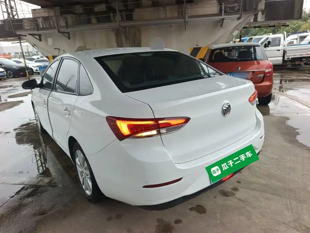 Buick Excelle — миниатюра 5