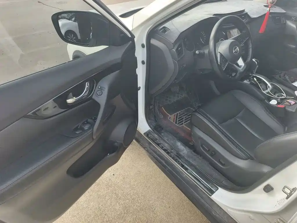 Nissan X-Trail — миниатюра 14