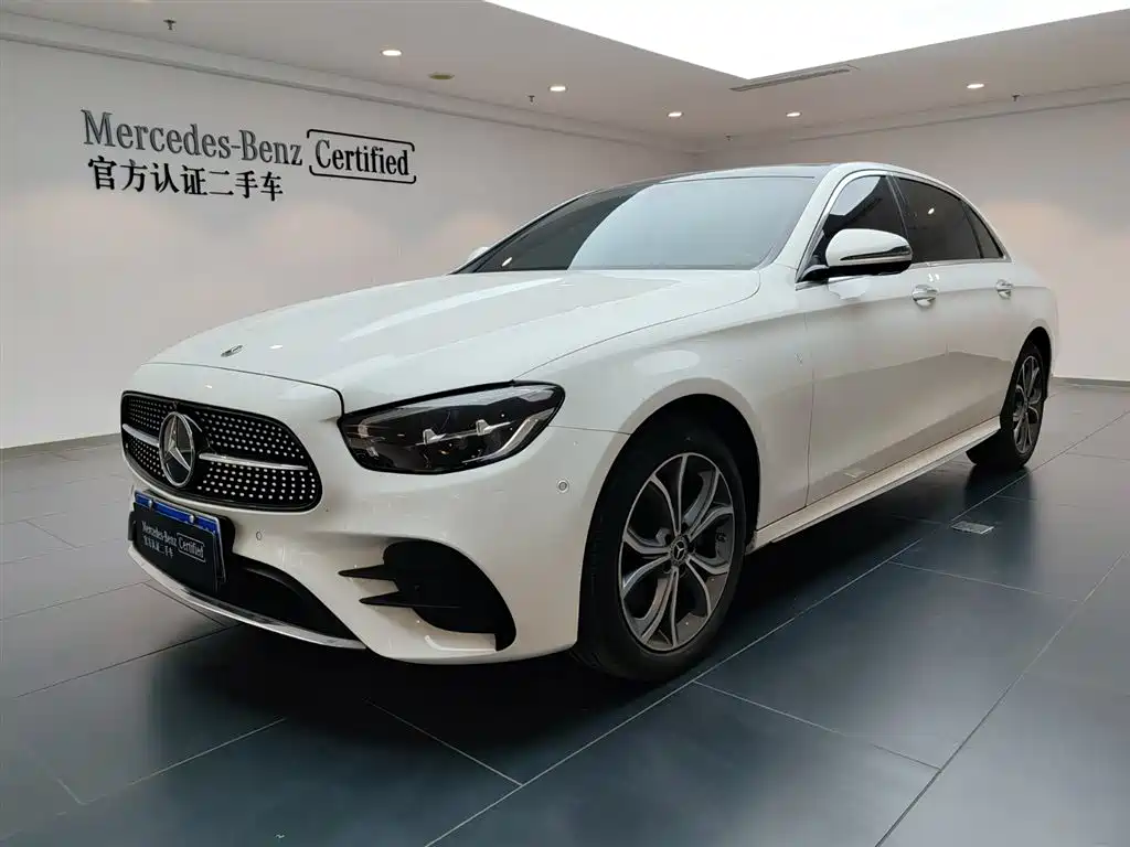 Mercedes-Benz E-Class 2023
