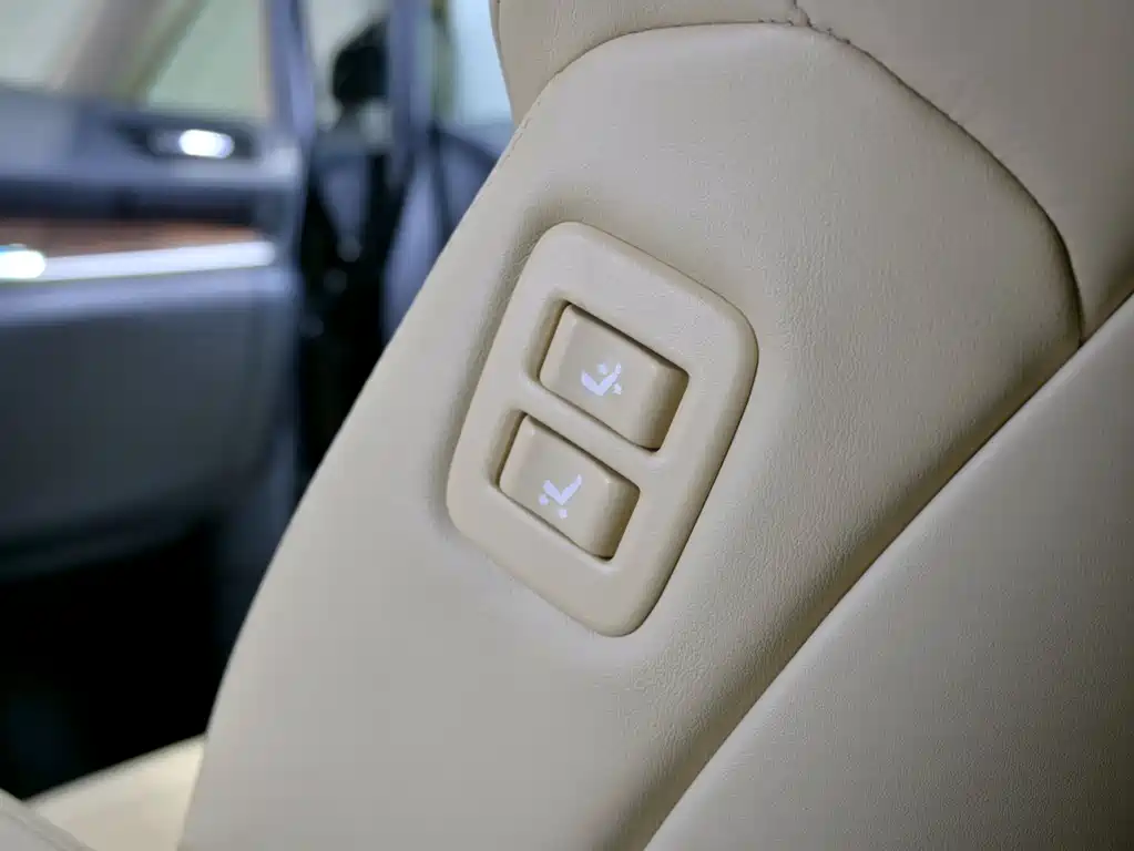 Toyota Alphard — фотографии объявления, Фото 22