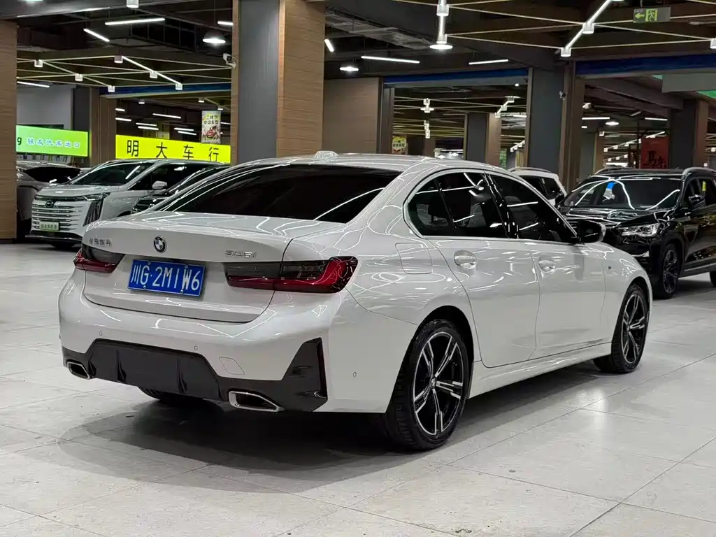 BMW 3 Series 3 2023 325i M Sport