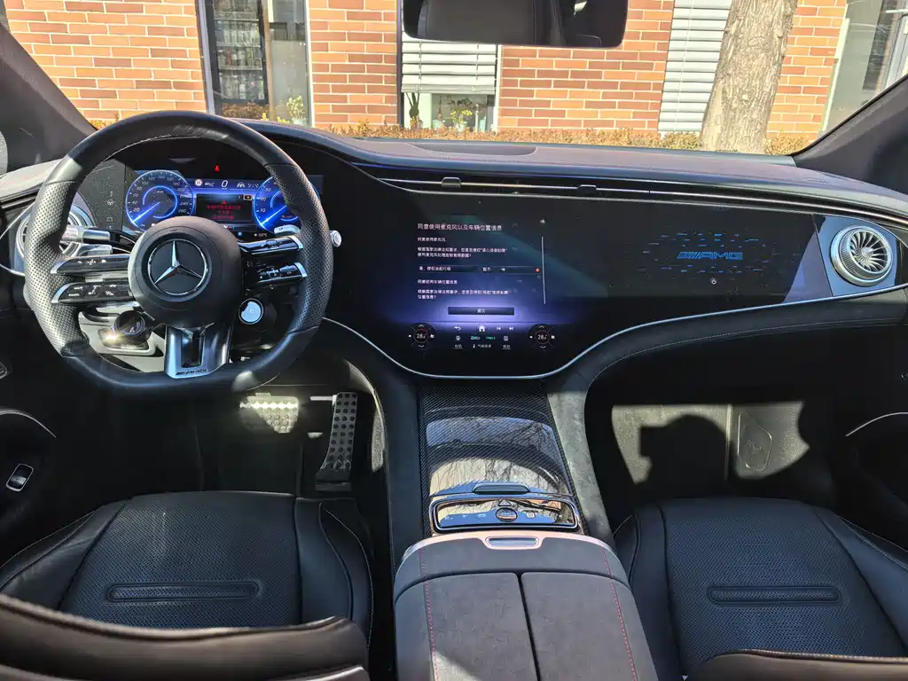 MERCEDES-BENZ EQS AMG