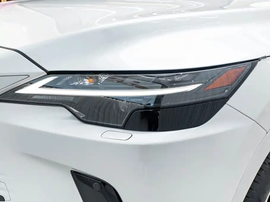 Lexus RX — миниатюра 8