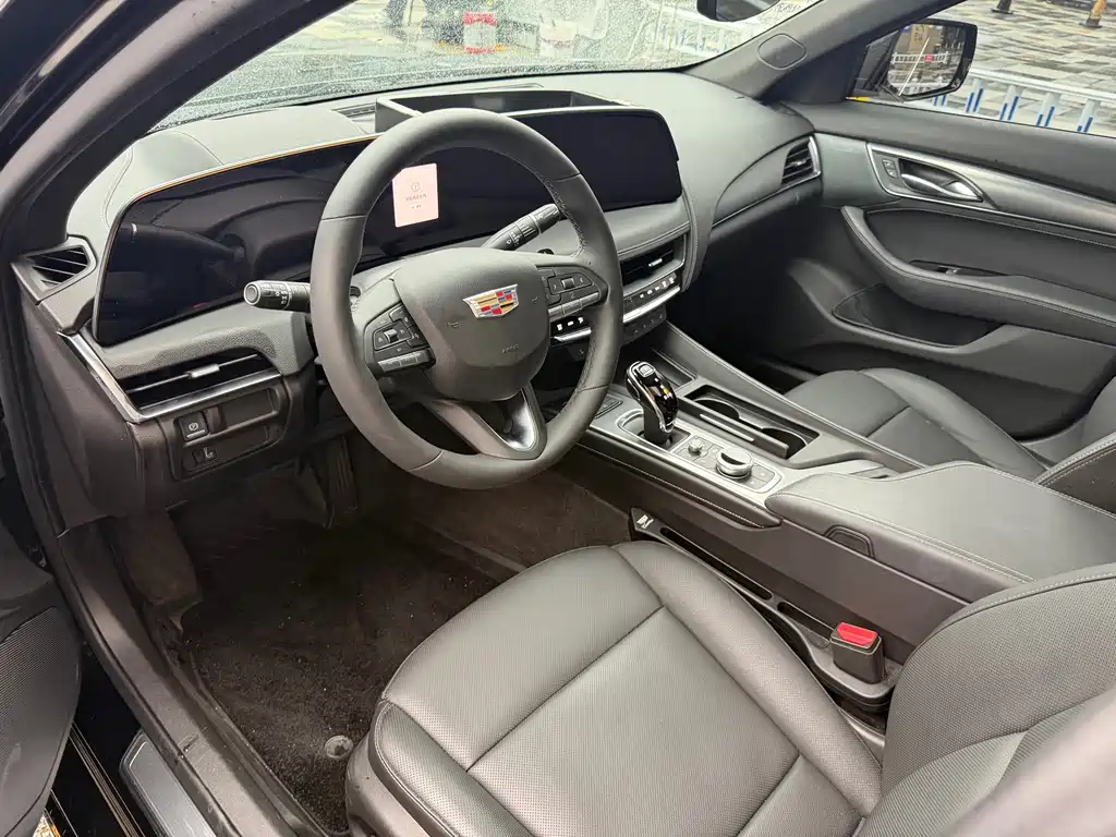 Cadillac CT5 — миниатюра 5