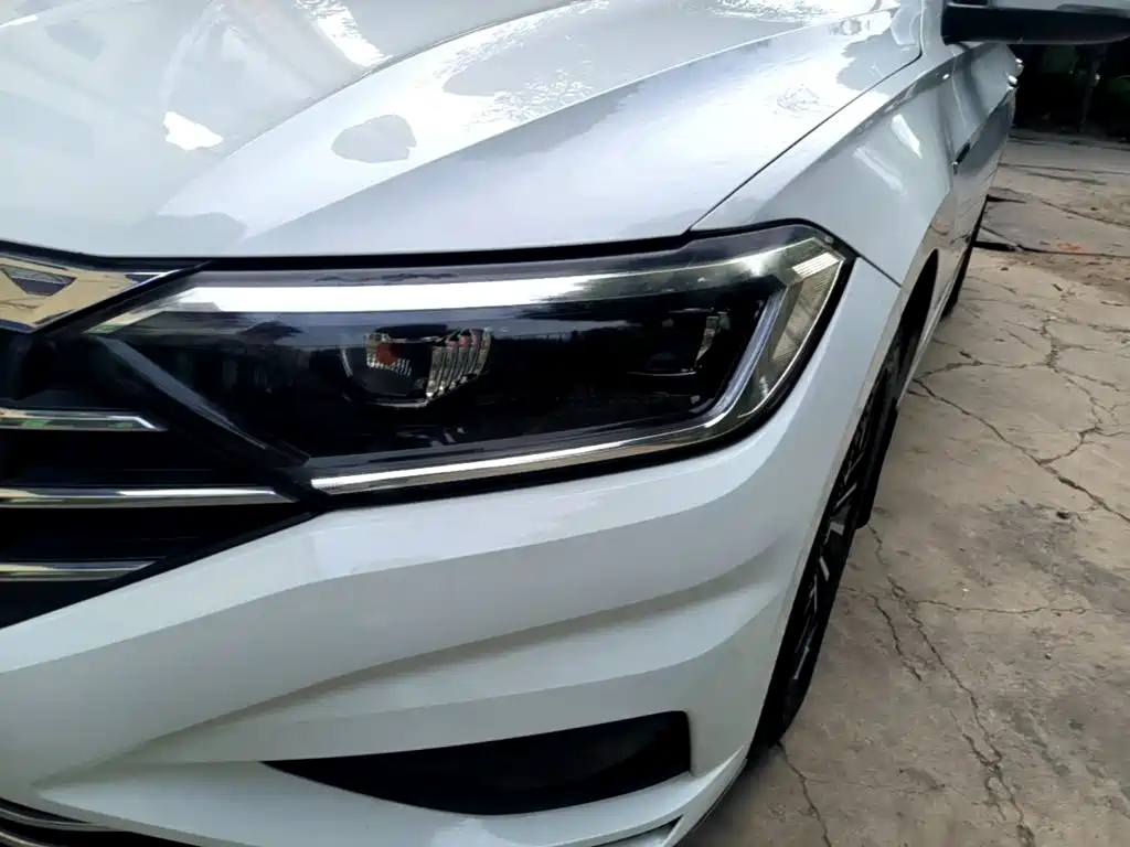 Volkswagen Sagitar — миниатюра 24