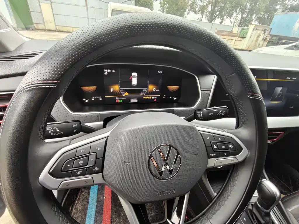 Volkswagen Lavida — миниатюра 5