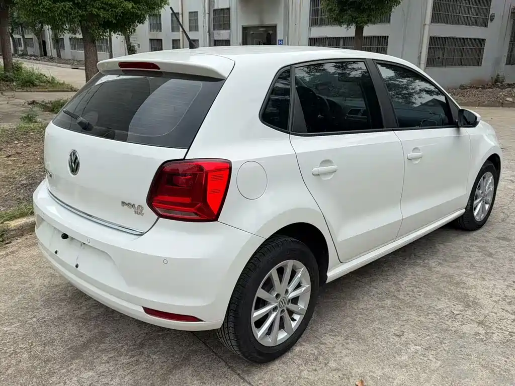 Volkswagen Polo — миниатюра 7