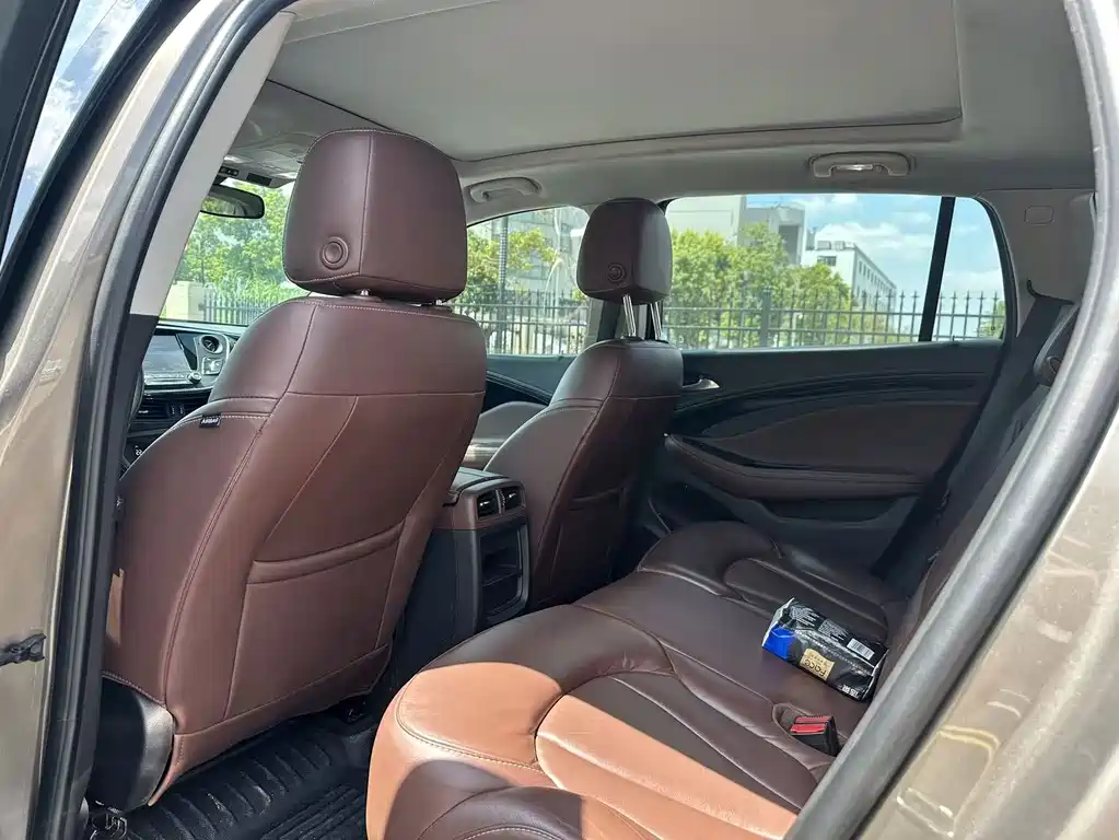Buick Envision Plus — миниатюра 6