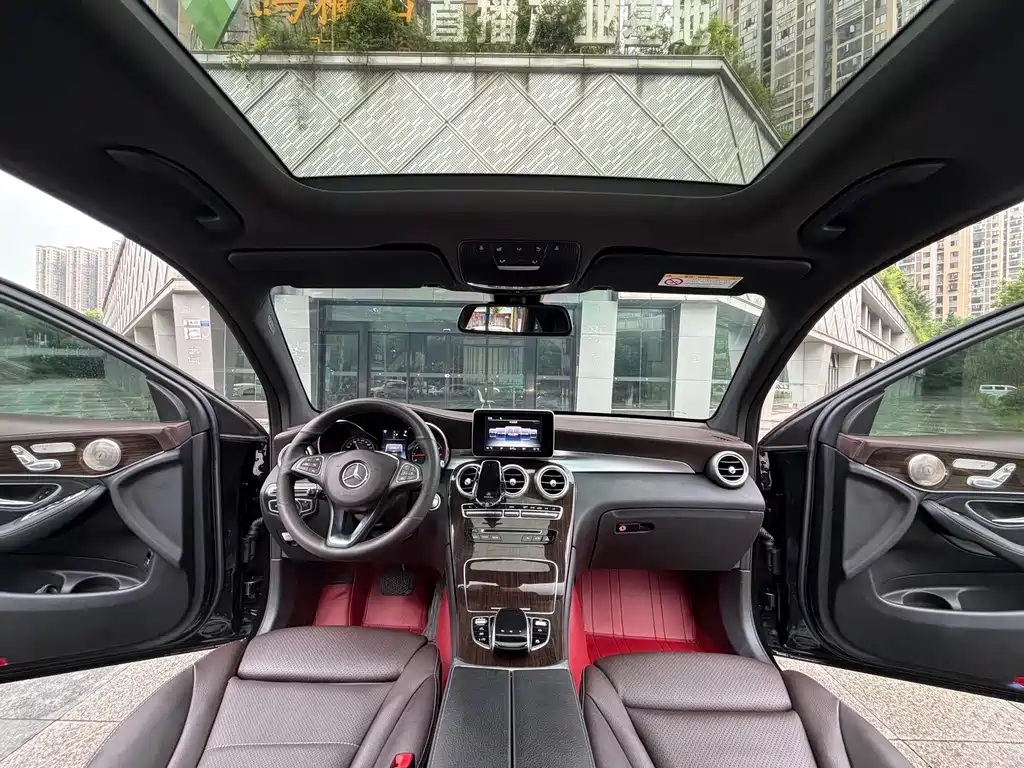 Mercedes-Benz GLC 2017 GLC 260 4MATIC