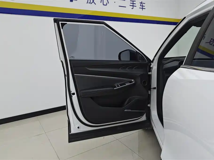 GEELY AUTOMOBILE BOYUE