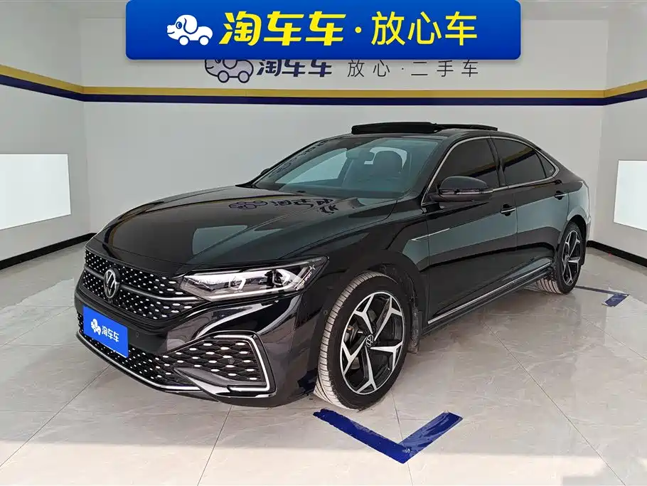 Volkswagen Passat 2023