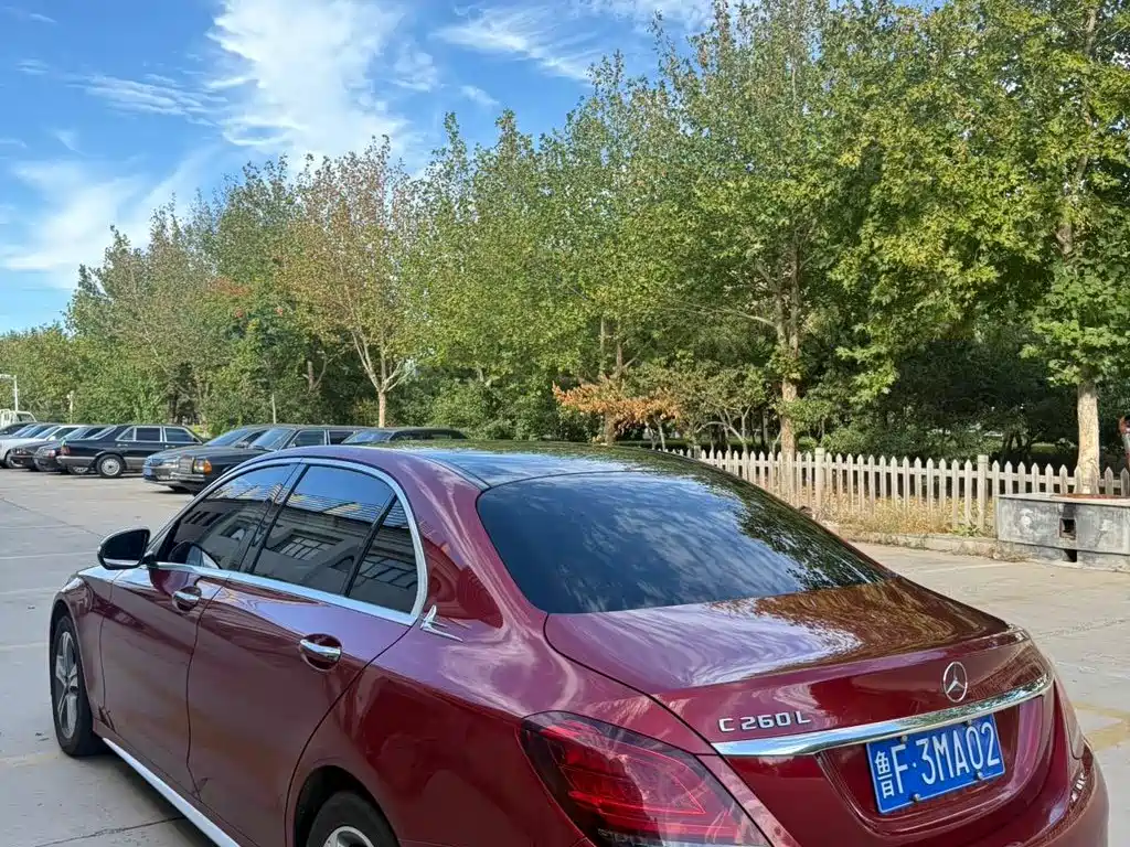 Mercedes-Benz C-Class — миниатюра 5