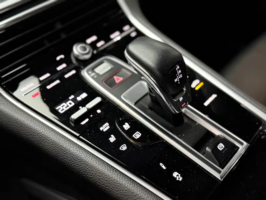 PORSCHE PANAMERA NEW ENERGY