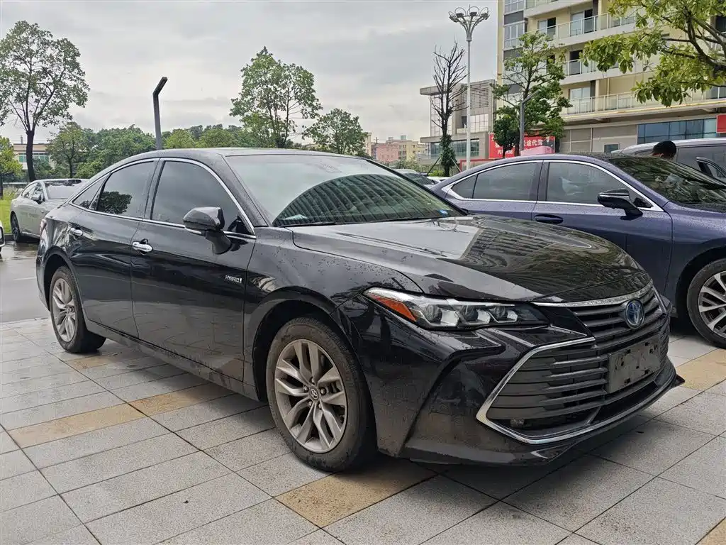 Toyota Avalon — миниатюра 9