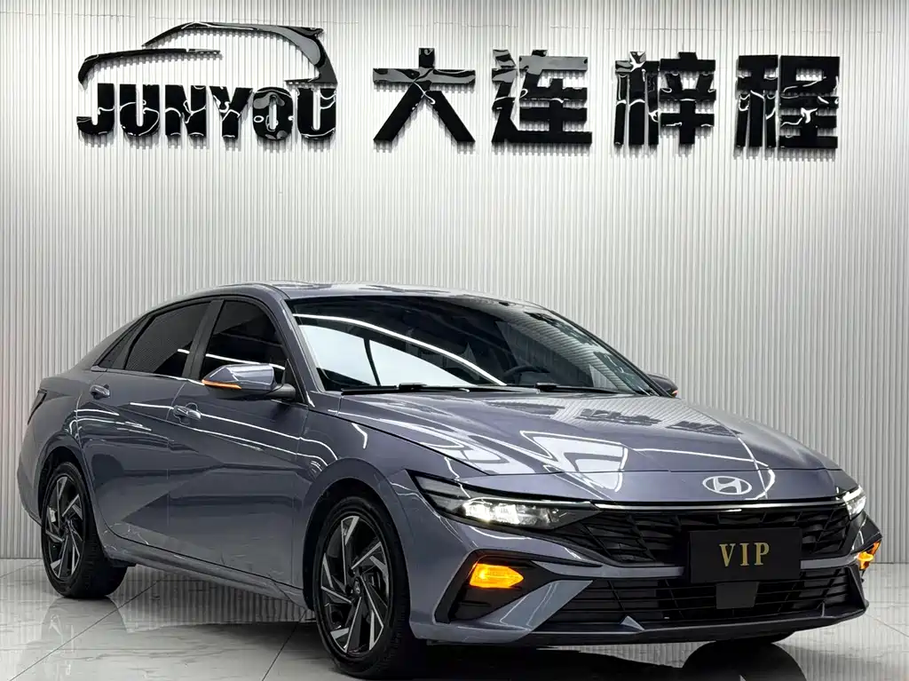 Hyundai Elantra — миниатюра 3