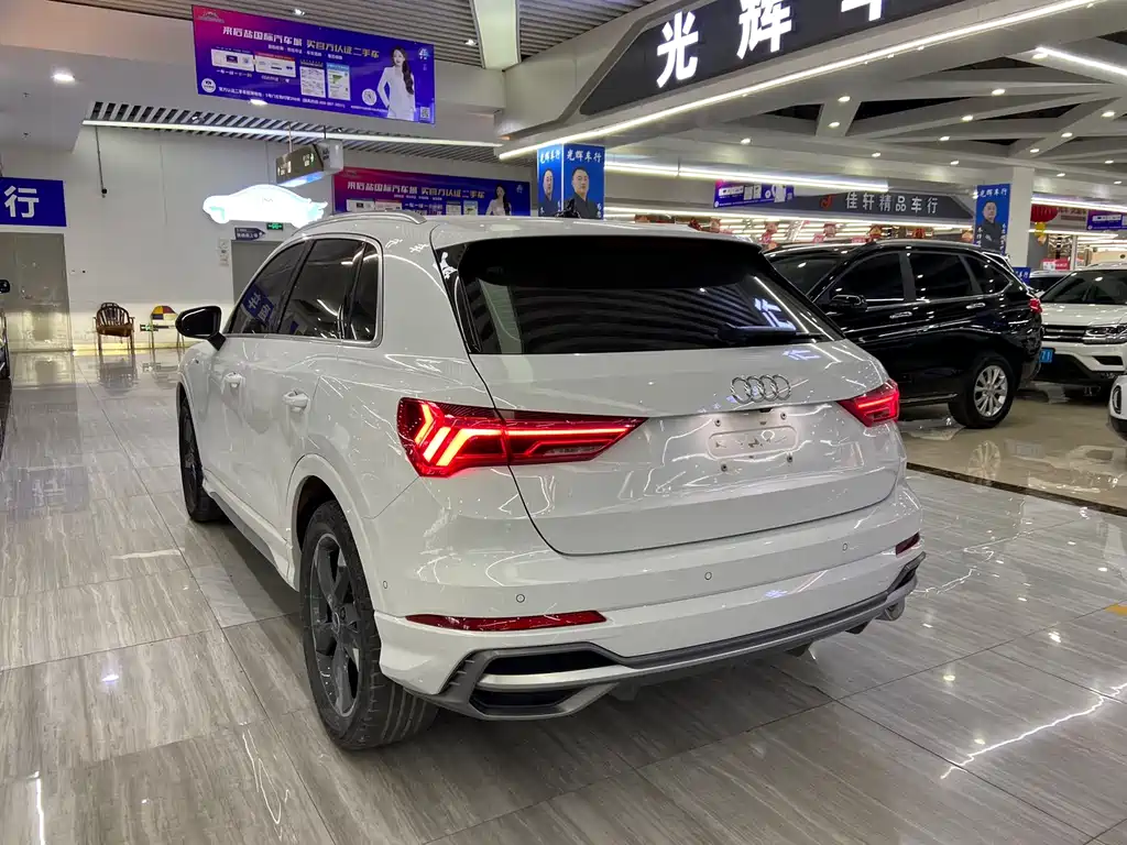Audi Q3 2022 35 TFSI Fashion