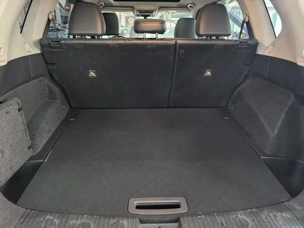 Nissan X-Trail — миниатюра 12