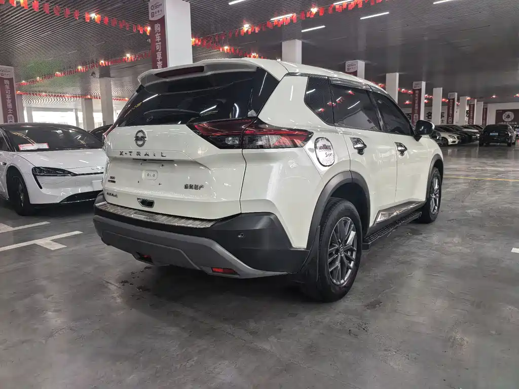 Nissan X-Trail — миниатюра 16
