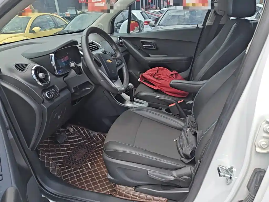 Chevrolet Trax — миниатюра 15