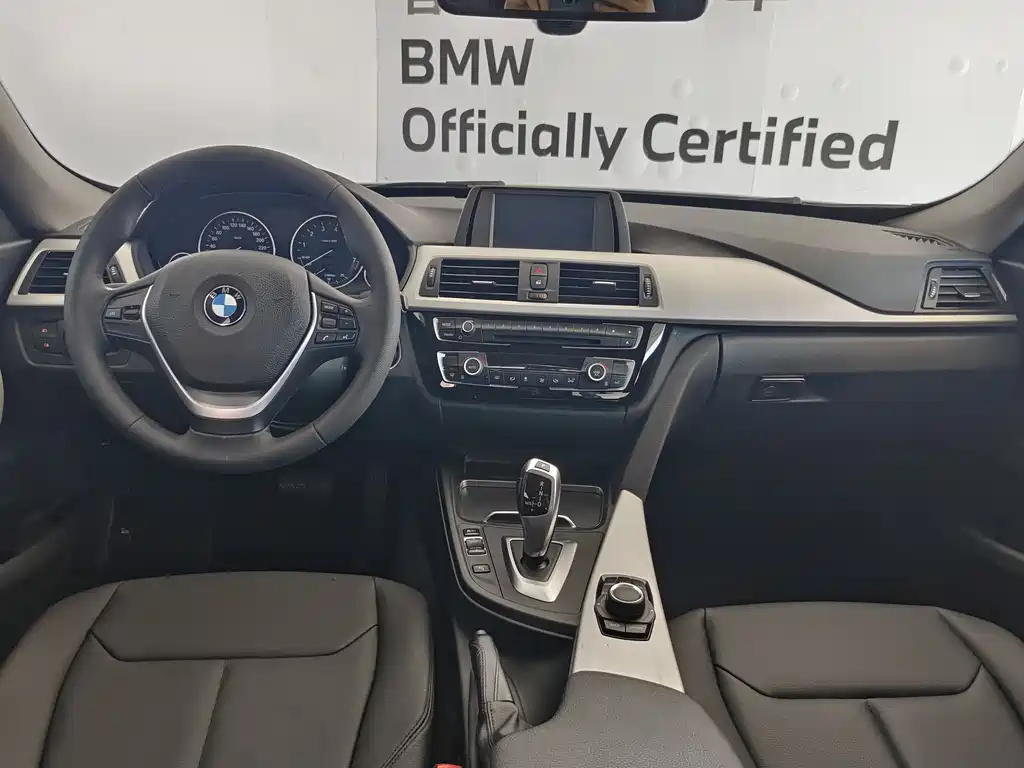 BMW 3 Series GT 3 GT 2016 320i Fashion