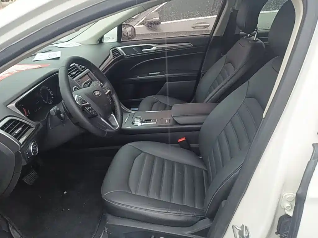 Ford Mondeo — миниатюра 15