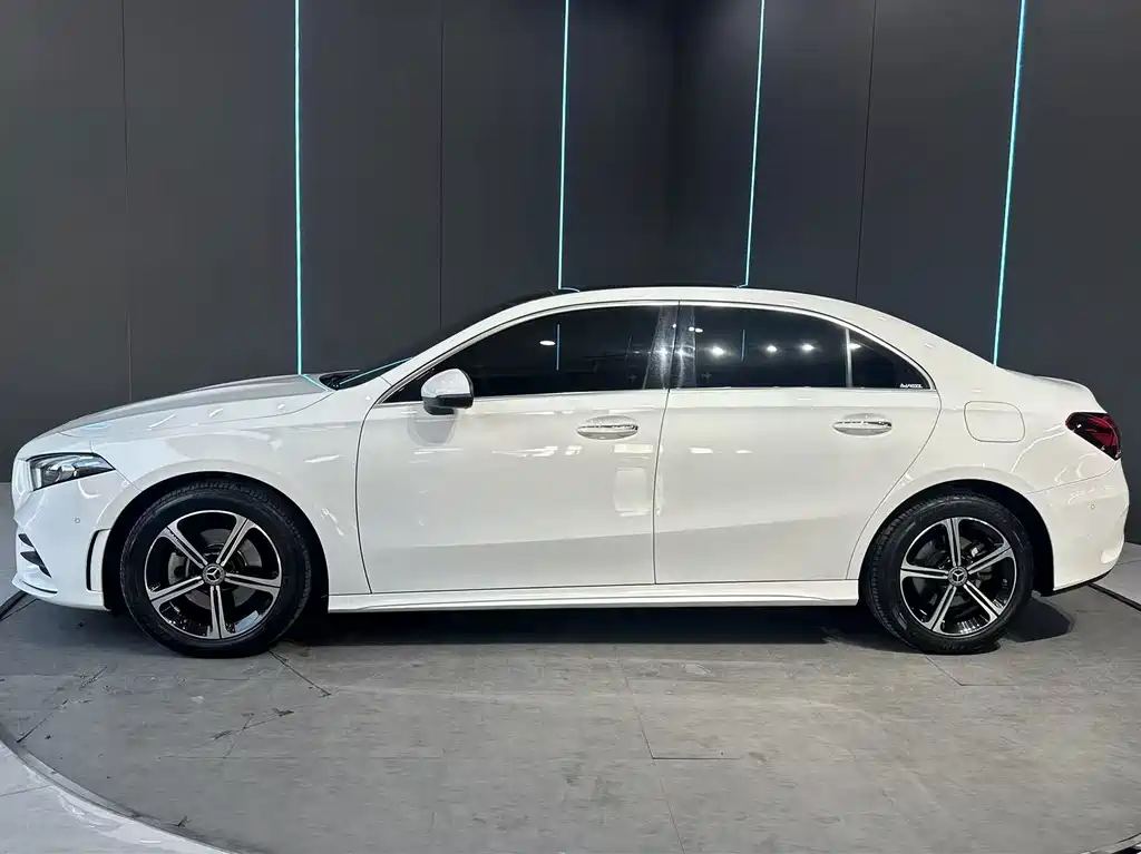 Mercedes-Benz A-Class — миниатюра 5